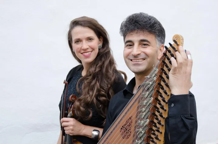 Bild: Umarmung der Kulturen – Improvisationskonzert