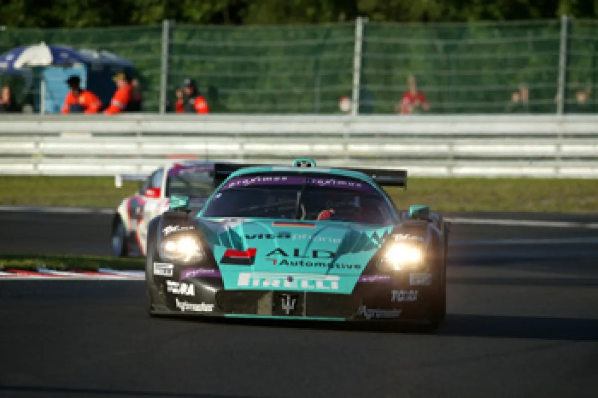 Vitaphone MC 12 #9 - historischer Sieg der 24h von Spa 2005