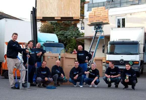 Ihr Spezialist für Umzüge, Möbeltransporte, Küchenmontagen, Transporte, Büroumzüge, in Schweinfurt Bild: Ihr Spezialist für Umzüge, Möbeltransporte, Küchenmontagen, Transporte, Büroumzüge, in Schweinfurt