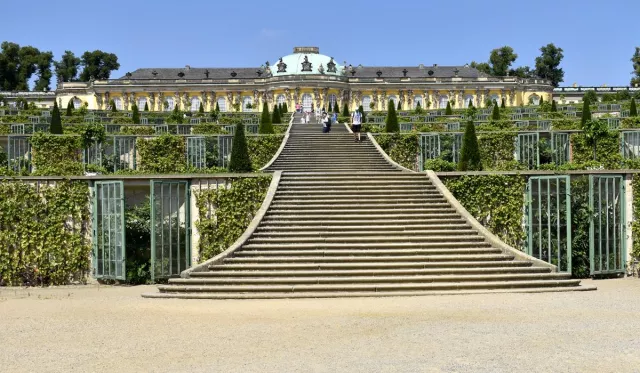 Potsdam - die Stadt der Schlösser und einzigartigen Parkanlagen Bild: Potsdam - die Stadt der Schlösser und einzigartigen Parkanlagen