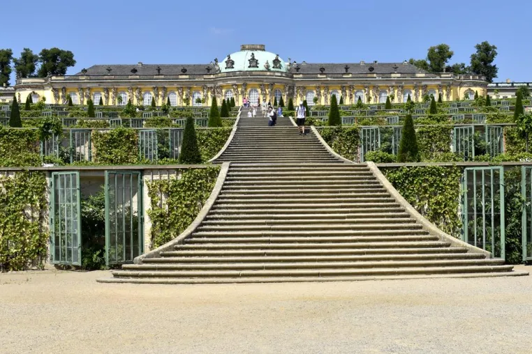 Potsdam - die Stadt der Schlösser und einzigartigen Parkanlagen Bild: Potsdam - die Stadt der Schlösser und einzigartigen Parkanlagen