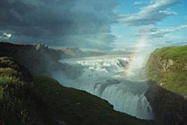 Fähren, Fjörde & Fabelwesen - Mit dem Fahrrad zu Besuch im Nordatlantik Bild: Fähren, Fjörde & Fabelwesen - Mit dem Fahrrad zu Besuch im Nordatlantik