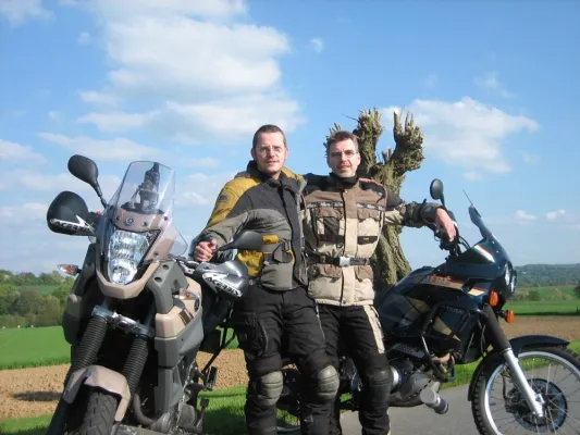 Bild: In 12 Monaten auf "Fernwehgen" durch Afrika – Auf zwei Motorrädern unterwegs für einen guten Zweck