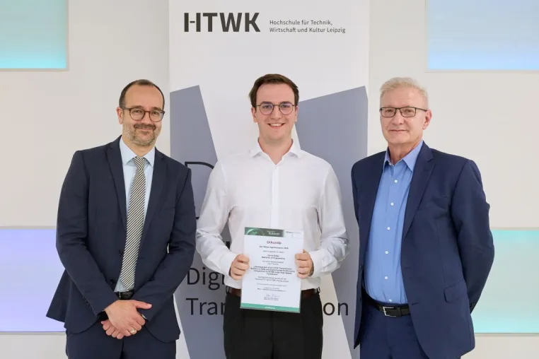 Bachelor (Eng.) David Didas erhielt an der HTWK Leipzig den IfKom-Preis 2026 Bild: Bachelor (Eng.) David Didas erhielt an der HTWK Leipzig den IfKom-Preis 2026