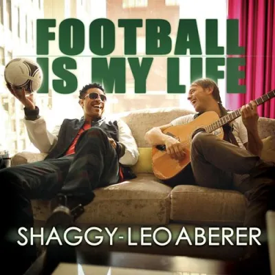 Bild: EM-2012: Shaggy und Leo Aberer veröffentlichen "Football is my Life"