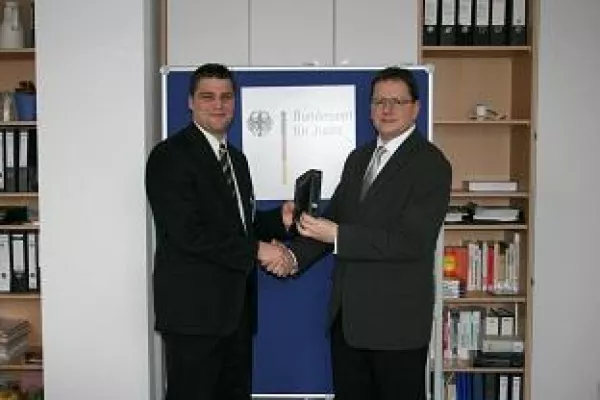 Bild: CeBIT 2012: IGEL knackt die Millionenmarke mit Hilfe von Dell