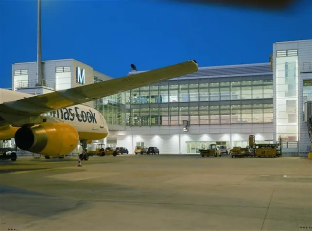 ERP-Einsatz mit Durchblick: Flachglas Wernberg setzt auf proALPHA Bild: ERP-Einsatz mit Durchblick: Flachglas Wernberg setzt auf proALPHA