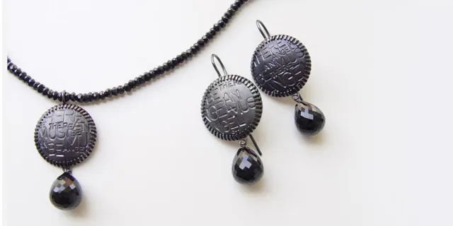 Bild: THERE MUST BE AN ANGEL - Neue Stücke der IM WORT Kollektion