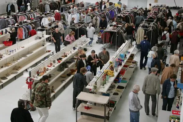 Bild: Schwellen ade - Das Secondhand-Kaufhaus Fundgrube des Johannesstifts nun barrierefrei