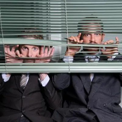 BAR JEDER VERNUNFT: Mad Office / Büro Absurd - Eine Skurril-Comödie mit Trygve Wakenshaw & Barnie Duncan Bild: BAR JEDER VERNUNFT: Mad Office / Büro Absurd - Eine Skurril-Comödie mit Trygve Wakenshaw & Barnie Duncan