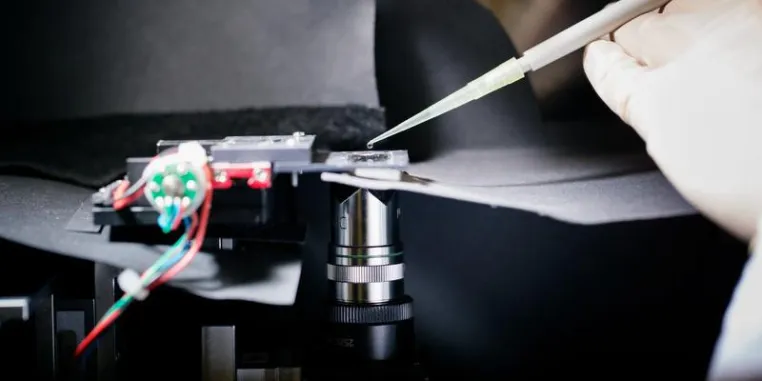 Bild: Hologramm für Moleküle