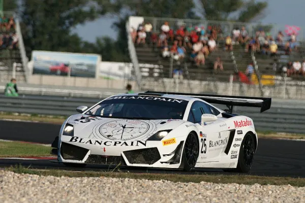 Bild: Heftiger Unfall beim sechsten GT1 Weltmeisterschafts-Event