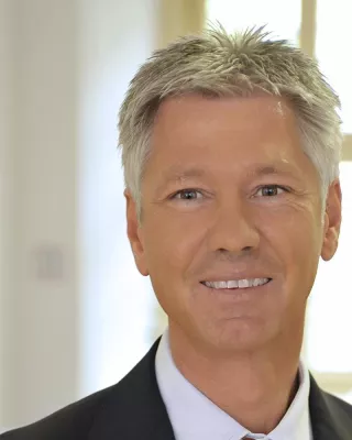 Bild: Hans Dahmen steigt in die Geschäftsführung von Xamine auf