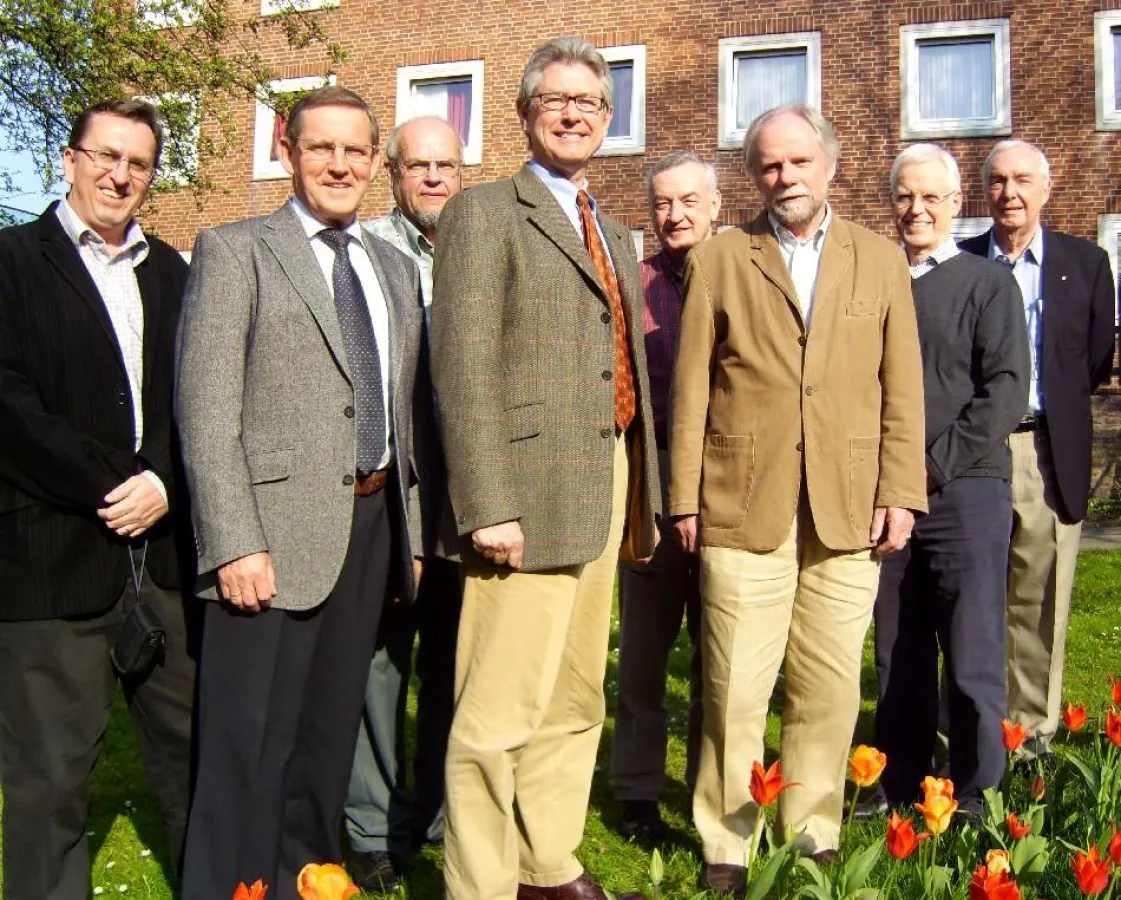 Vorstandsmitglieder der ICMA am 24.04.08 vor der DSM-Geschäftsstelle, Bremen