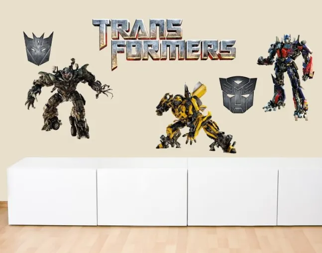 Bild: Klebefieber gewinnt Hasbro-Lizenzen für Wandtattoos und Co.
