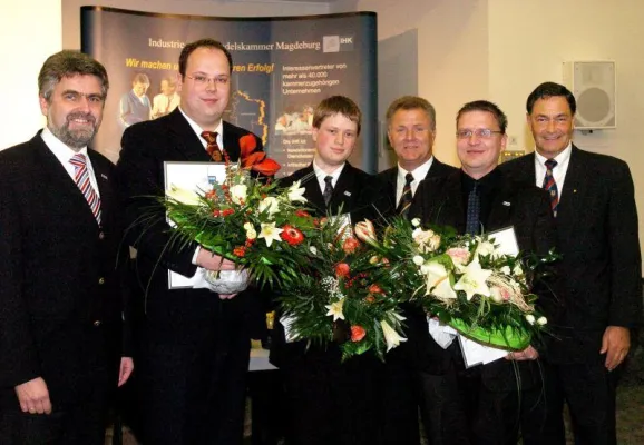 Bild: Wissenschaftler der HarzOptics GmbH mit IHK-Forschungspreis ausgezeichnet