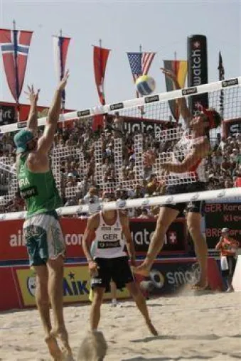 Bild: Grand Slam Turnier Berlin – Beachvolleyball vor dem Hauptbahnhof