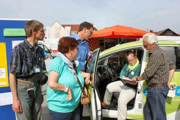 Bild: Menschen mit Behinderung fordern mehr Mobilität