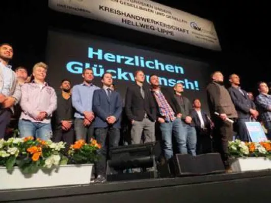 Bild: Lachend in den "Freispruch"