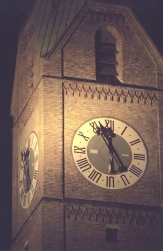 Bild: Wer hat an der Uhr gedreht?
