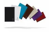 Bild: Valentinstagsgeschenk 2.0: Das farbenfrohe Toshiba Satellite L50-C verbindet Liebende