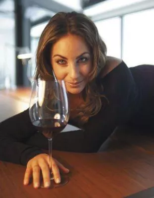 Bild: Vitalie Taittinger und Laetizia Riedel-Röthlisberger baten zu einem prickelnden Abend