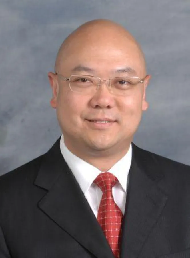 Charles Ng ermutigt deutsche Winzer in Hongkong aktiv zu werden.