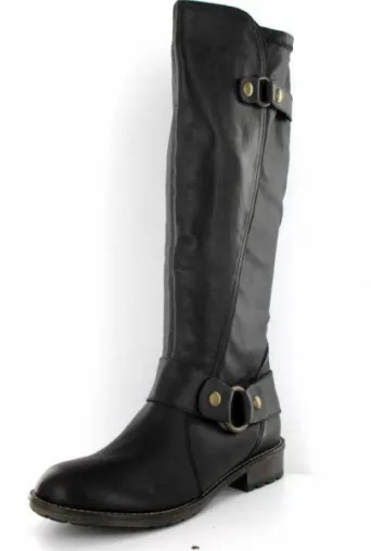 Damen-Winterstiefel in Übergrößen - ein langer Schaft und traditionelle Farben sind der Trend Bild: Damen-Winterstiefel in Übergrößen - ein langer Schaft und traditionelle Farben sind der Trend