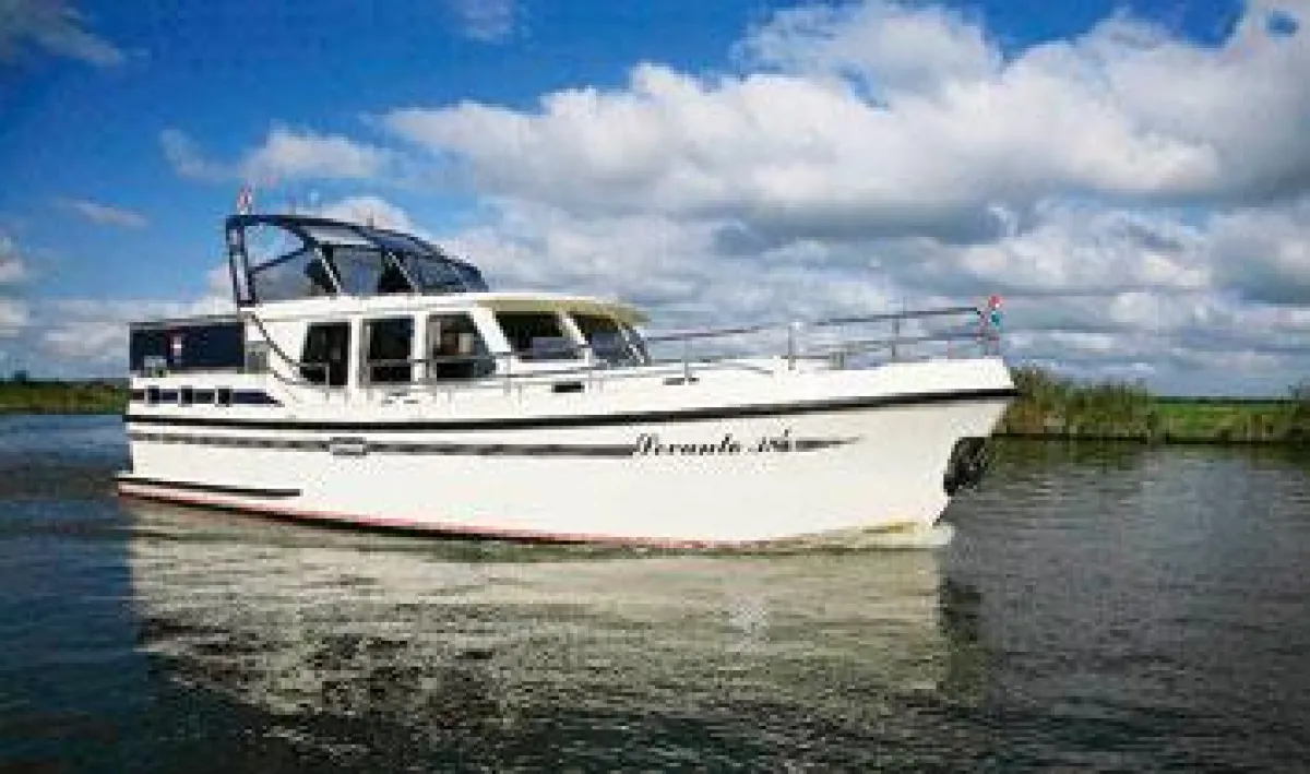 Hausboot Yachtcharter-Schulz