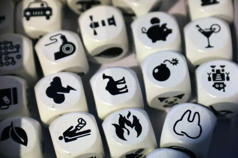 Bild: POETS ON DICE - instant poetry slam - 14.1. im Nachtasyl, Thalia Hamburg
