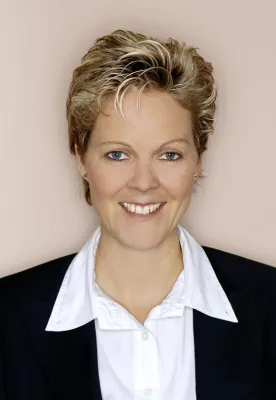 Fachhochschule Ansbach und maihiro kooperieren - CRM-Beratungshaus unterstützt Wirtschaftsinformatiker Bild: Fachhochschule Ansbach und maihiro kooperieren - CRM-Beratungshaus unterstützt Wirtschaftsinformatiker