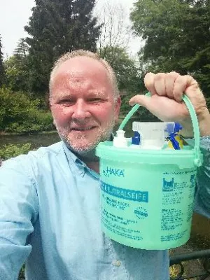 Bild: Ulrich Becker schließt seine Agentur PodoConsult.de und ist nun Handelsvertreter für die Marke HAKA