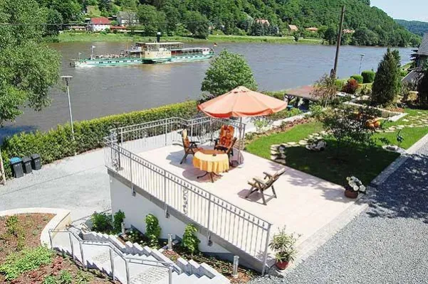 Bild: Villa Romantica Pirna bei Dresden – attraktive Pension für Urlauber zum Wandern in der Sächsischen Schweiz