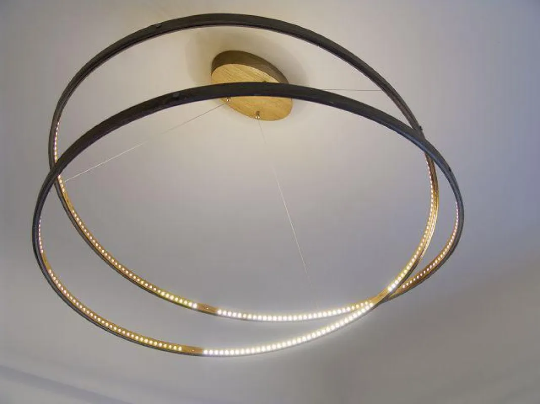 Im edlen Design: Hängeleuchte
