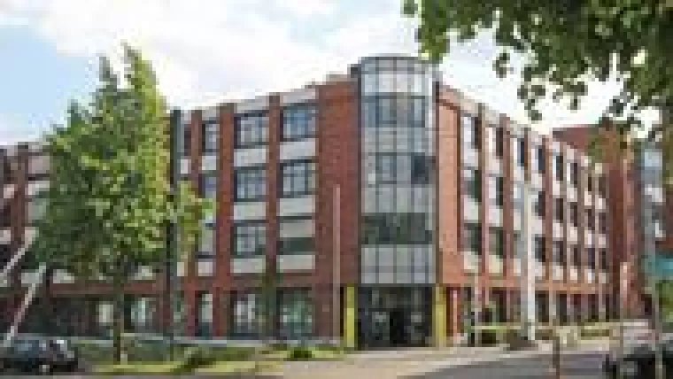 Bild: Düsseldorf: Zustelldienst mietet über DIP-Partner AENGEVELT 2.725 m² Bürofläche