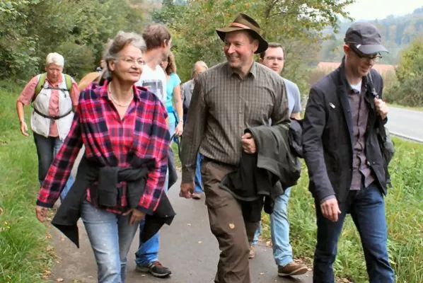 Bild: Spendenwanderung mit Ursula Cantieni