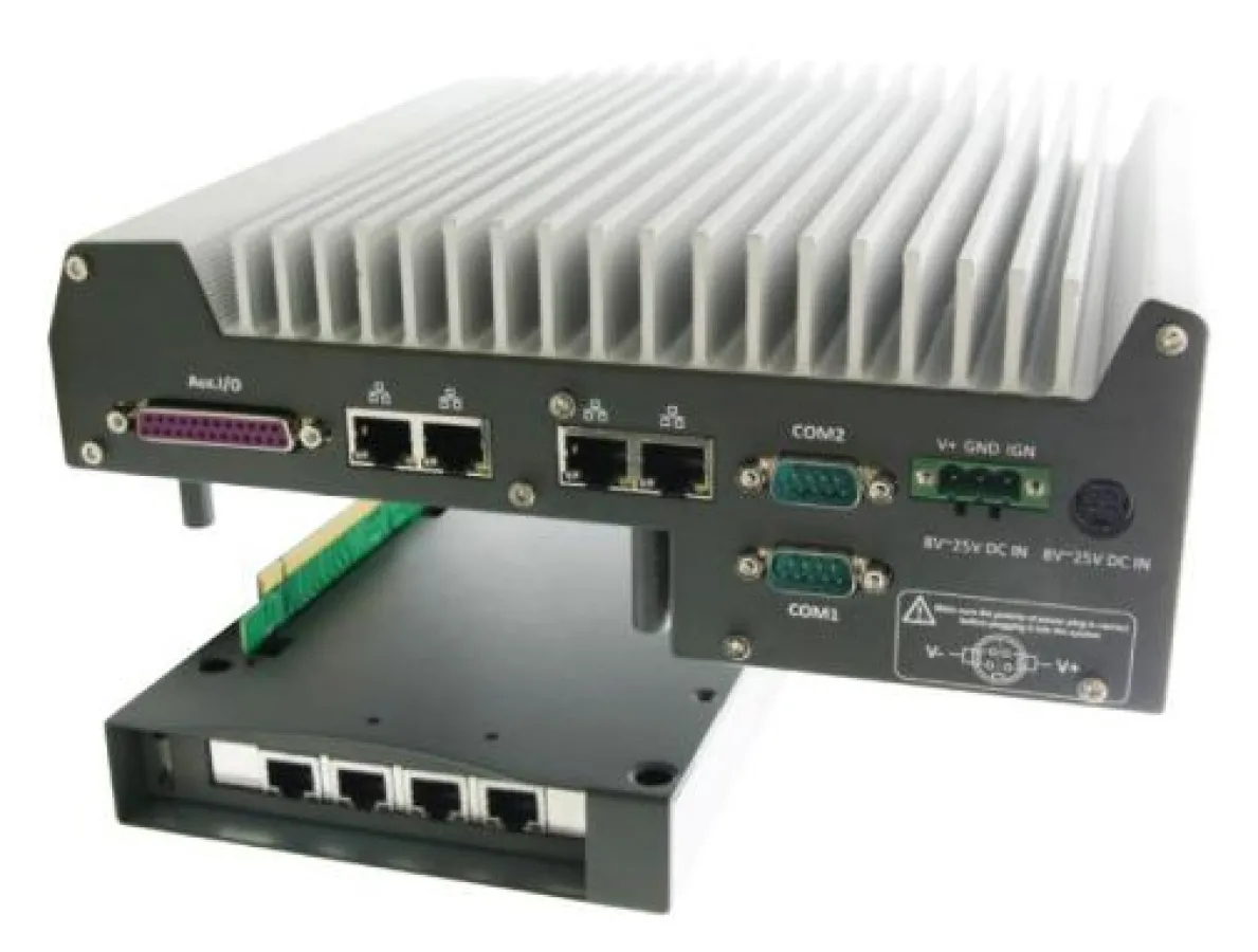 Lüfterloser Box-PC Nuvo-3000 von Acceed