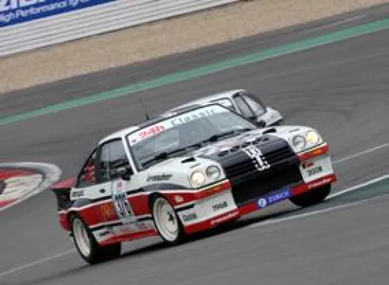 Bild: Doppelstart von Irmscher beim 24-Stunden-Rennen am Nürburgring