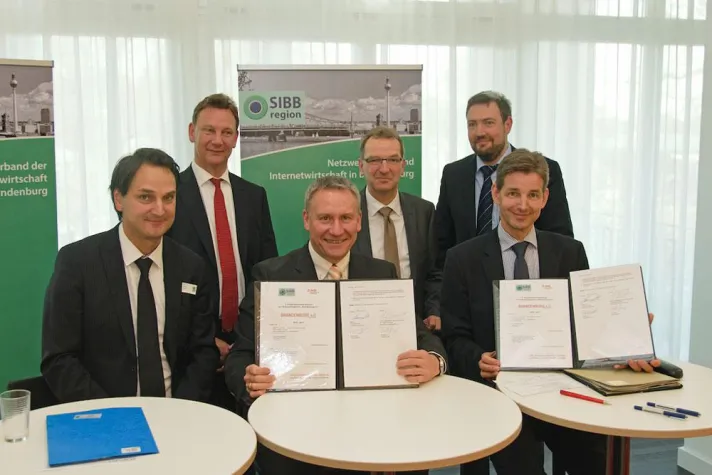 Bild: Verband der IT-Wirtschaft Berlin Brandenburg, SIBB e.V. und ZukunftsAgentur Brandenburg verlängern Kooperation