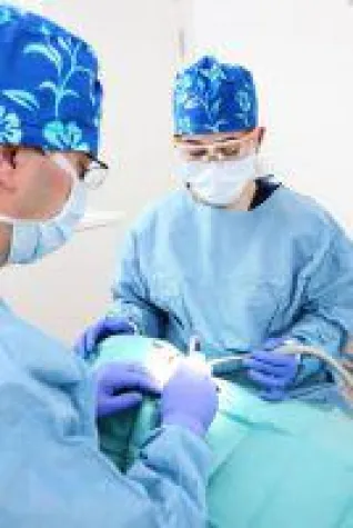 Bild: Sinuslift beim Zahnärzteverbund Saarland