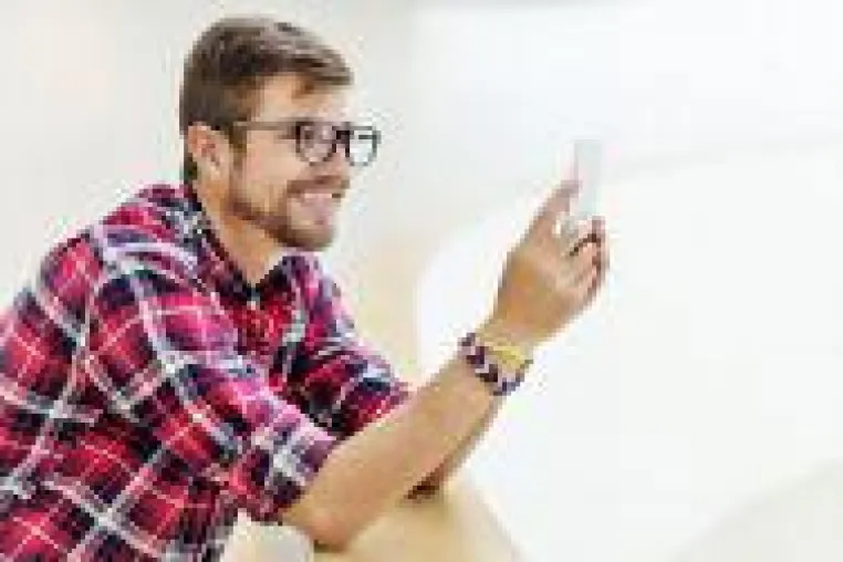 Bild: Instagram Likes kaufen - Mehr Likes auf Instagram bekommen - Social Fanclick GmbH