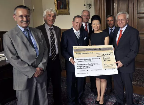 Bild: 100.000 Euro für geplanten Projektmanagement-Studiengang