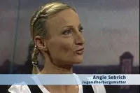 Angie Sebrich im Gespräch mit Bruder Paulus - Sonntag 02.09.2007, 8.30 Uhr, N24 Ethik „Um Gottes Willen\" Bild: Angie Sebrich im Gespräch mit Bruder Paulus - Sonntag 02.09.2007, 8.30 Uhr, N24 Ethik „Um Gottes Willen\"