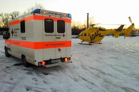Bild: Warnung vor Eisunfällen: DRK-Rettungsdienst gibt Tipps für den Notfall bei Minusgraden