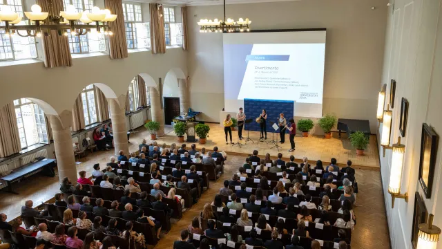 Bild: CARMENES-Daten: Erdähnliche Planeten finden sich besonders häufig um massearme Sterne