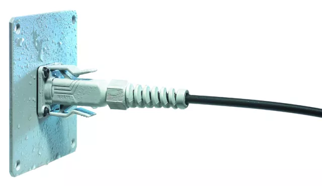 Bild: CeBIT: Starke Stecker für harten Einsatz - R&M mit modularen Verkabelungslösungen für Industrial Ethernet