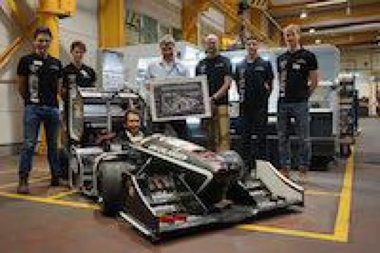 Bild: WEILER unterstützt 2017 zum vierten Mal in Folge das Rennsport-Team der Universität Erlangen-Nürnberg