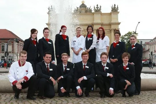 Bild: Ausbildung im Kongresshotel Potsdam begann am 01.08.2013 für 14 Auszubildende