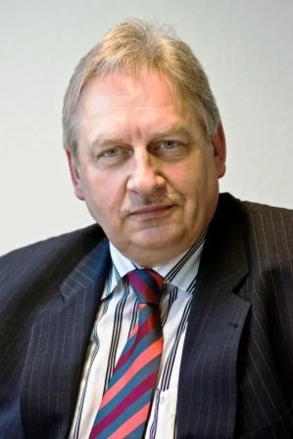 Hans-Jürgen Förster erhält neues RE/MAX Franchise Recht in Darmstadt