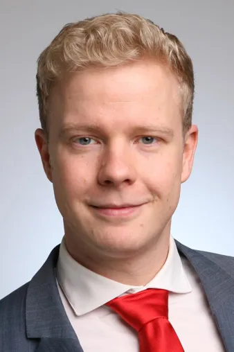 Bild: Markus Roesnick verstärkt AENGEVELT-RESEARCH in Berlin